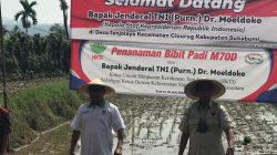 Dihadiri Ketum HKTI Moeldoko, Gema Cita Nusantara Gelar Bakti Sosial dan Penanaman Bibit Padi M70 D