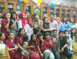 Perayaan HUT ke-31 Queen Beauty Clinic Berlangsung Meriah Dihadiri Artis Yeyen Lidya