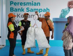 Yayasan Wings Dirikan Bank Sampah dan Aksi Bersih Sungai Cakung
